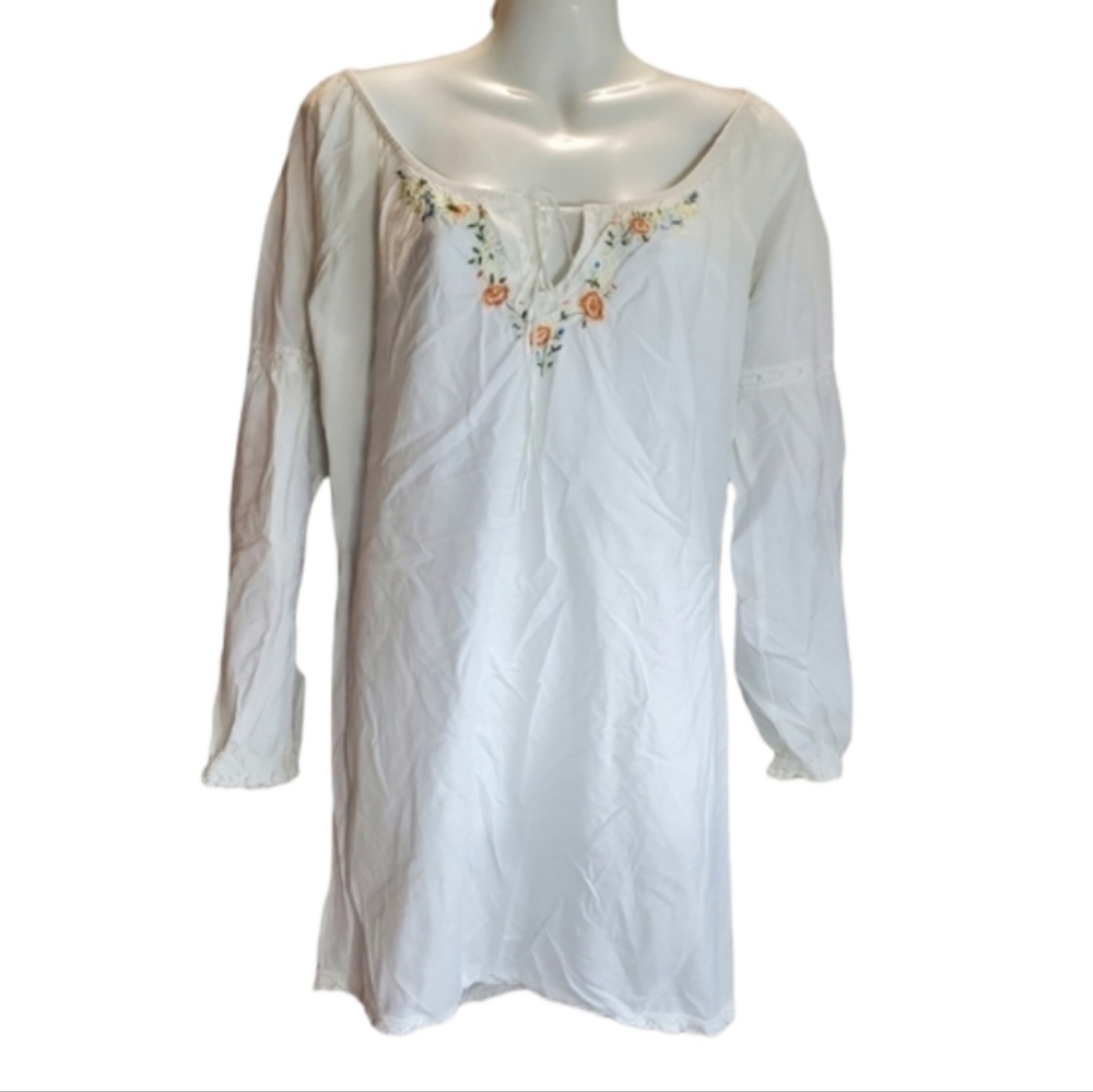 VICTORIAS SECRET embroidered tunic XS